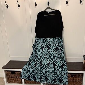 5XL Black and Aqua Patterned Maxi Skirt Dress with pockets